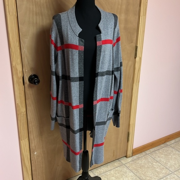 Tahari cardigan size 2x - Picture 1 of 4